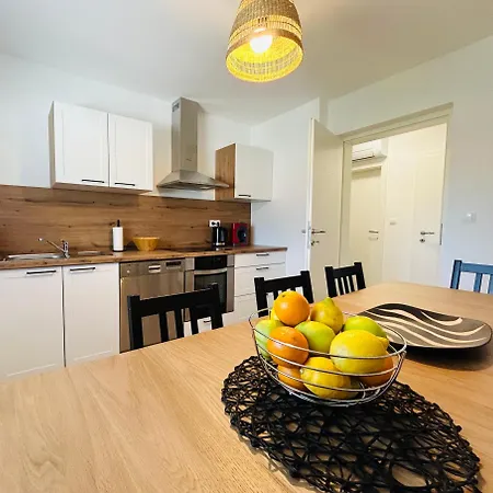 Apartma Jana Zirovnica Exterior foto